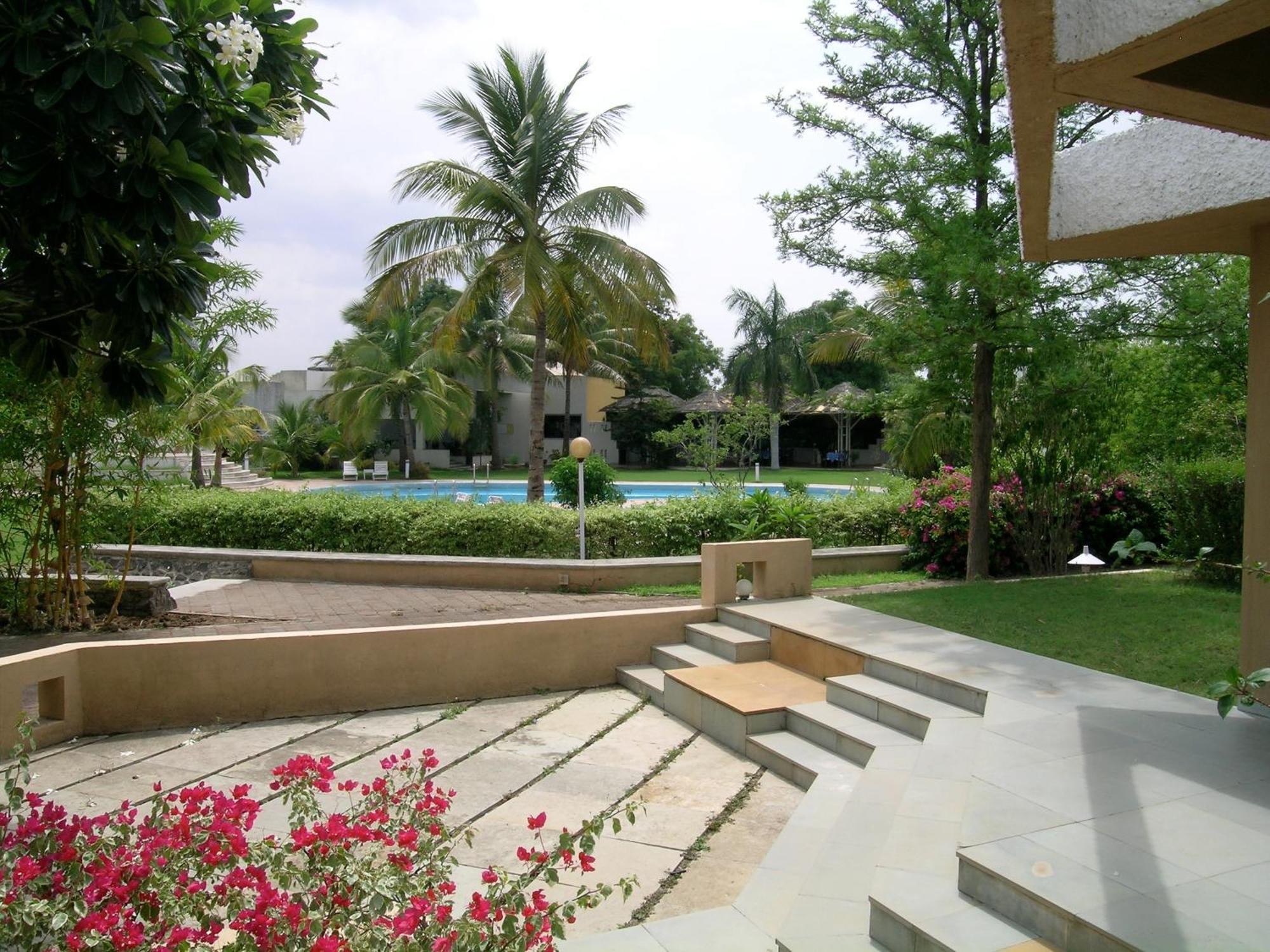 The Meadows Resort And Spa Aurangabad  Zewnętrze zdjęcie