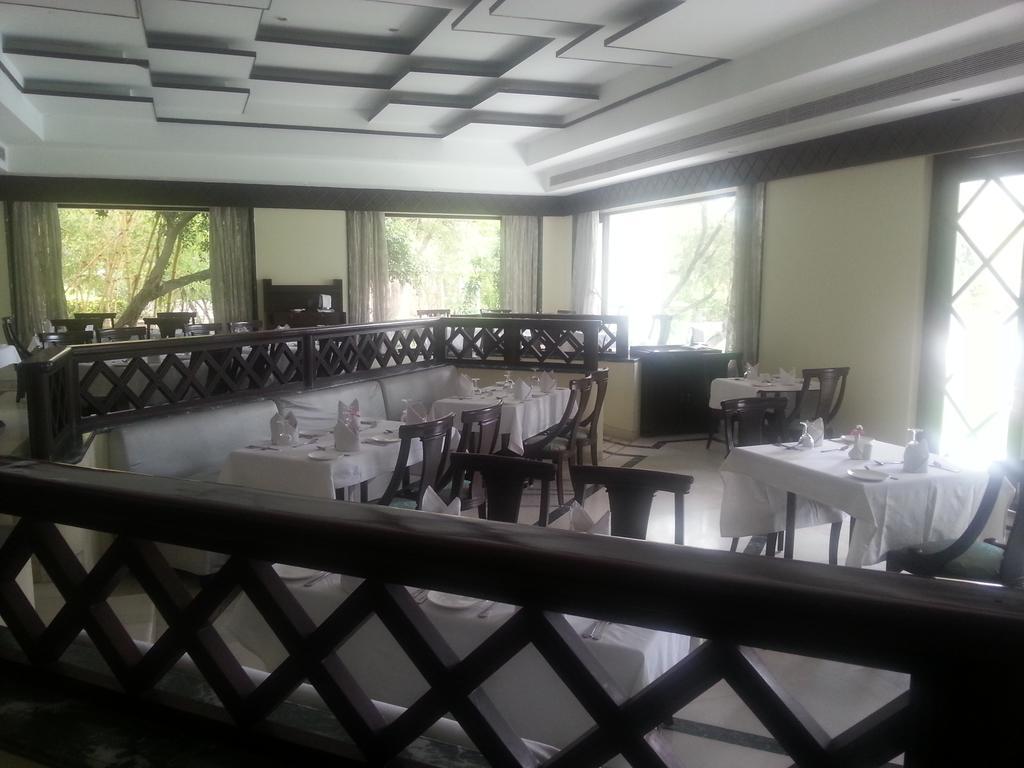 The Meadows Resort And Spa Aurangabad  Zewnętrze zdjęcie